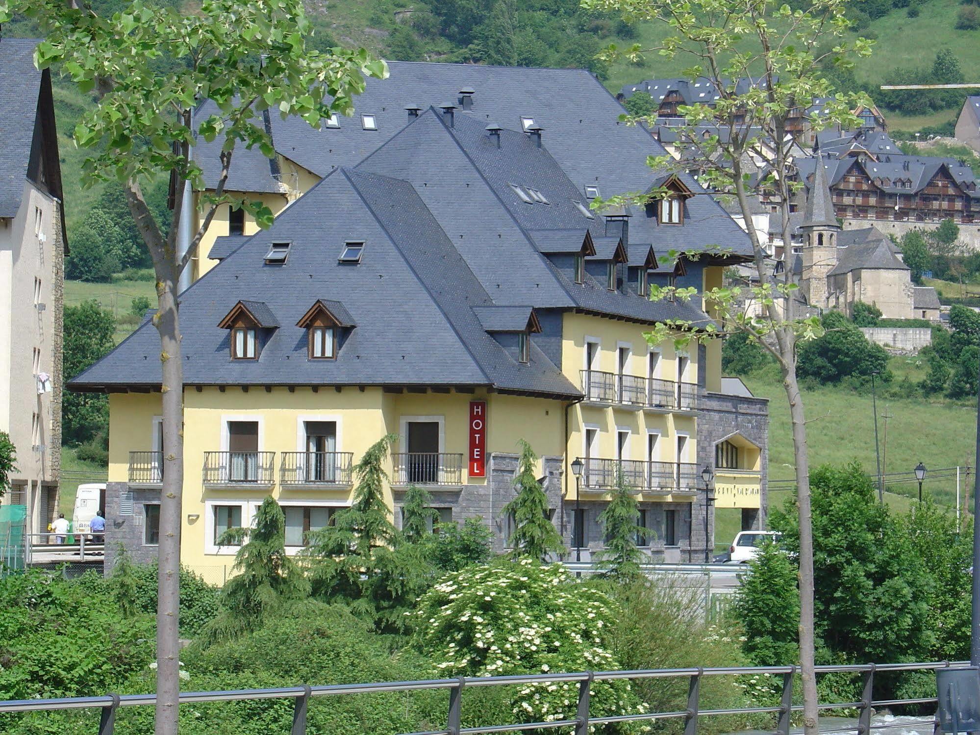 Hotel Spa Acevi Val D'Aran Vielha Exterior photo